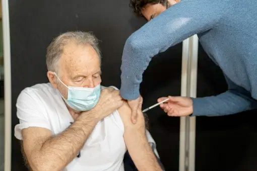 Contre la bronchiolite, l’UE approuve pour la première fois un vaccin à ARN messager