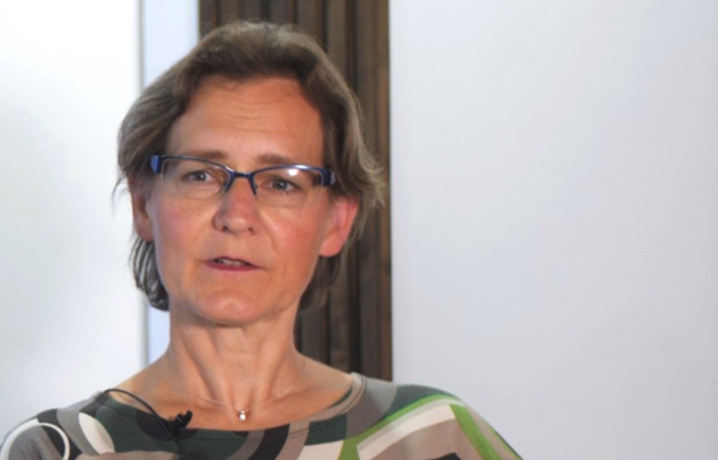 Turbo-cancers, maladies auto-immunes et pathologies neurologiques survenant après la vaccination ARNm anti-covid