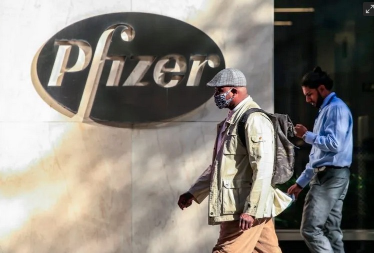 Vaccins à ARNm : des données manquantes dans les dossiers soumis par Pfizer à la FDA